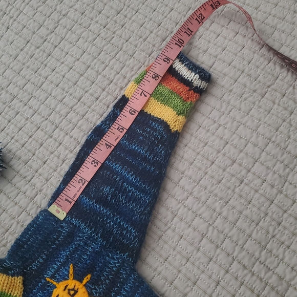 Native Creation Peruvian Wool Kids Cardigan. - Picture 13 of 14